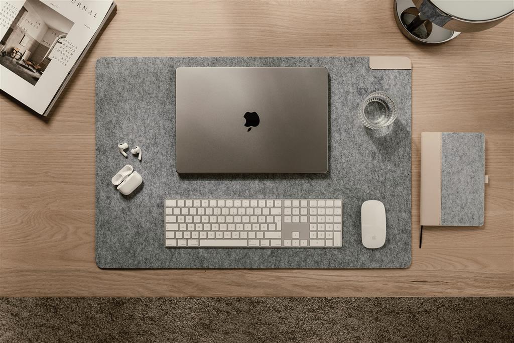 VINGA Albon GRS recycled felt desk pad