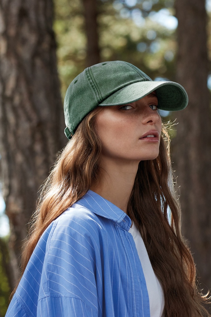 Low-profile vintage cap
